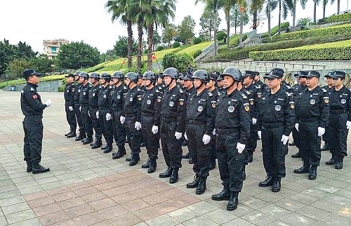 深圳地铁平湖站开工临时执勤服务
